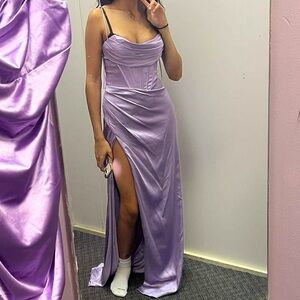 LAST MINUTE PROM/HOCO DRESS long light purple.